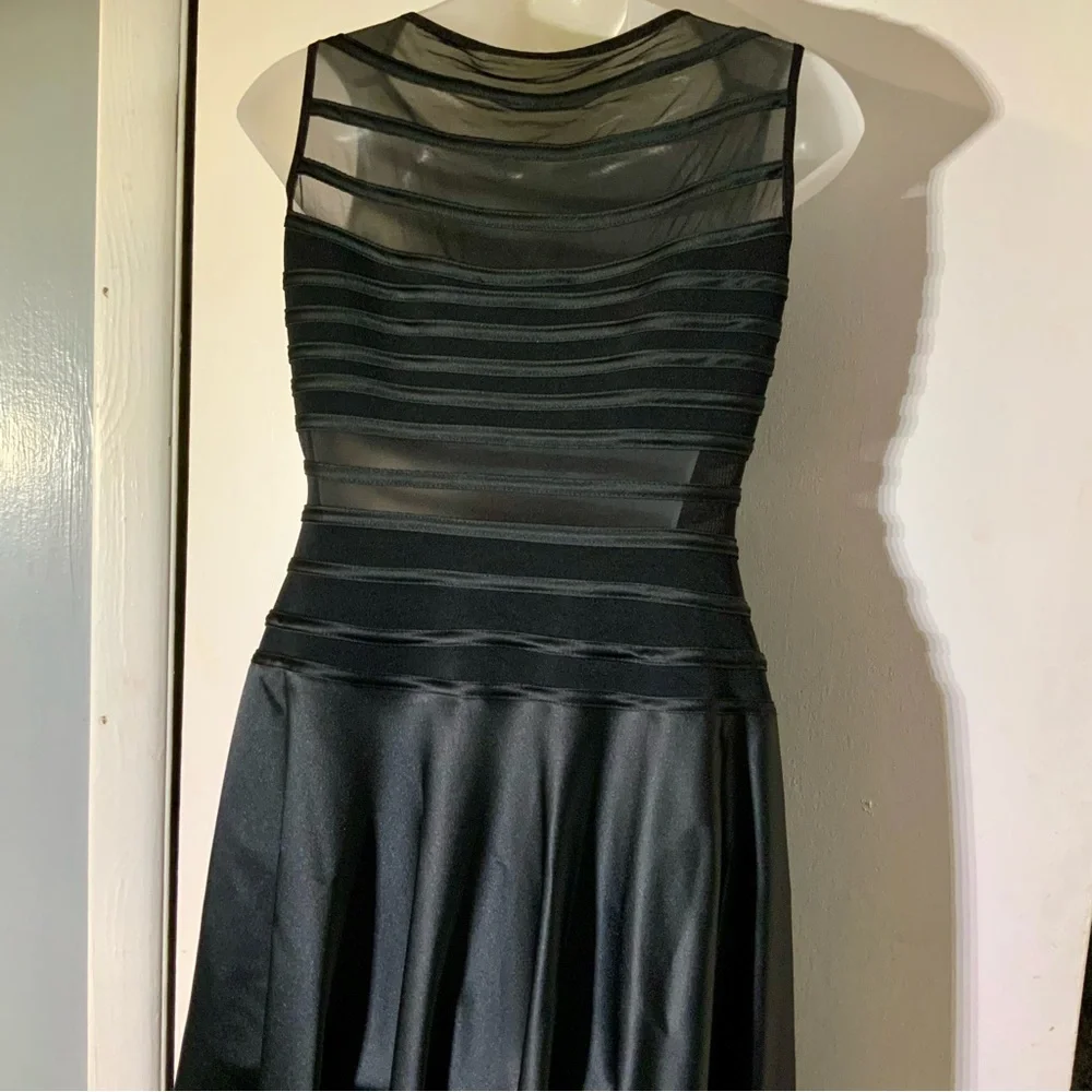 Black Sleeveless Taffeta Long Gown Dress Sz 6 Peekaboo bodice - Picture 8 of 15